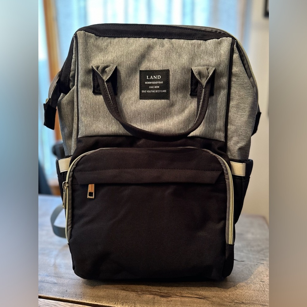 NWOT Land Diaper Bag Grey and Black